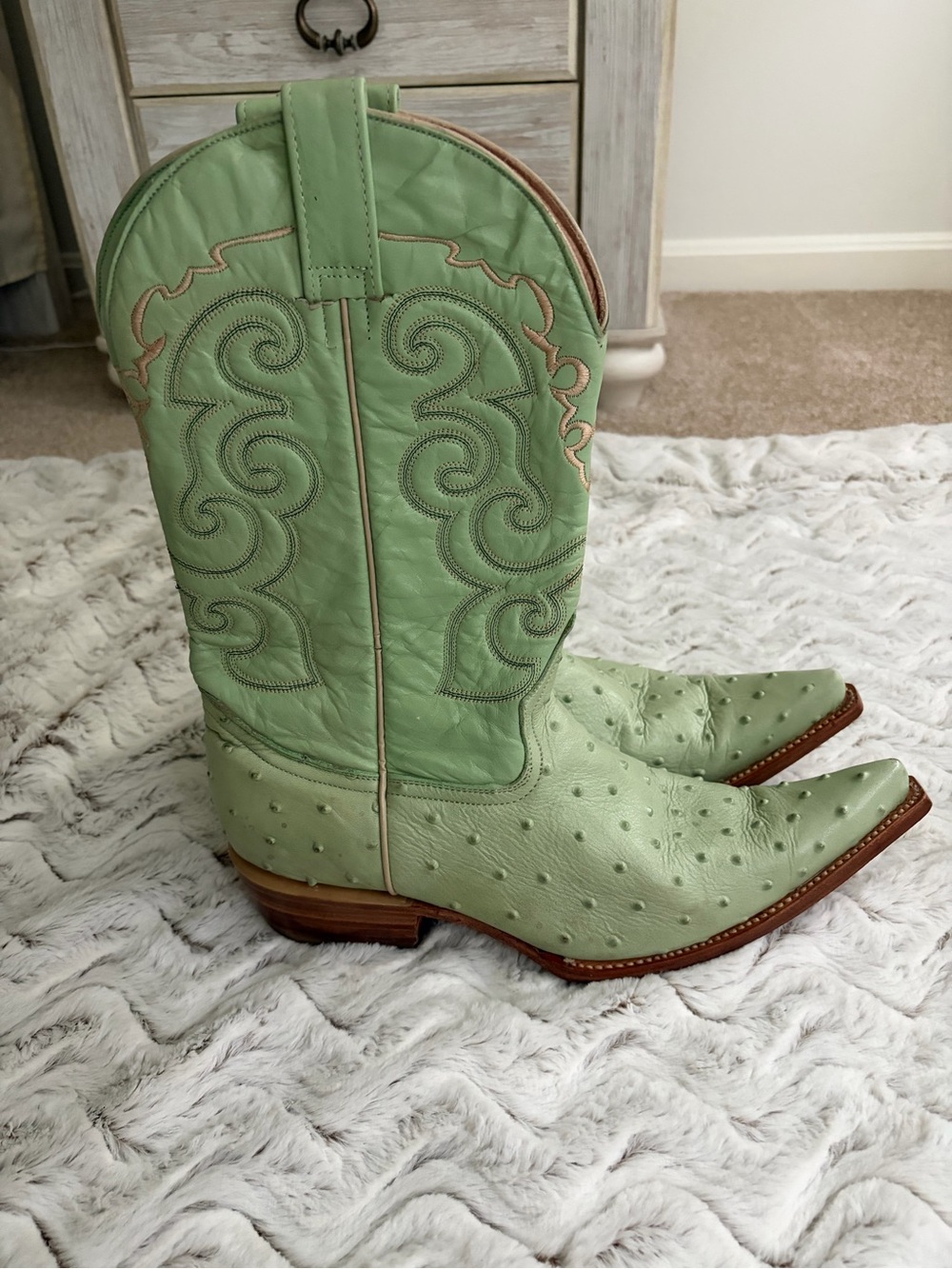 Armenta Pistachio Green Embossed Ostrich-Texture Western Boots - Picture 2 of 8